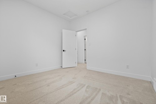 11611 79, Edmonton, AB - Indoor Photo Showing Other Room