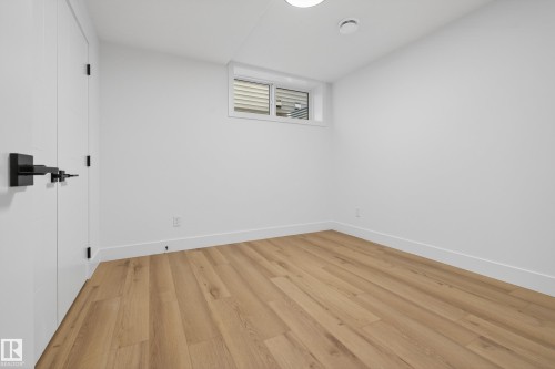 11611 79, Edmonton, AB - Indoor Photo Showing Other Room