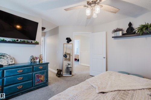 66 Grayridge Crescent, Stony Plain, AB - Indoor Photo Showing Bedroom