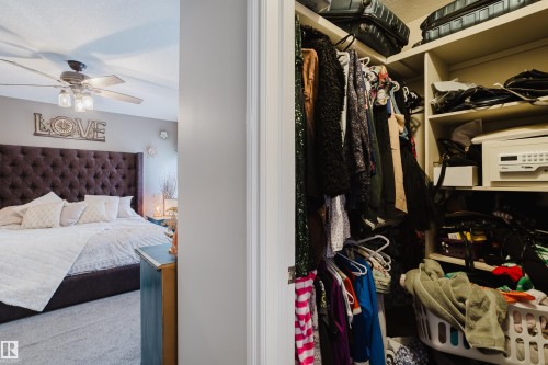 66 Grayridge Crescent, Stony Plain, AB - Indoor Photo Showing Bedroom