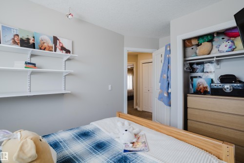 66 Grayridge Crescent, Stony Plain, AB - Indoor Photo Showing Bedroom