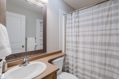 66 Grayridge Crescent, Stony Plain, AB - Indoor Photo Showing Bathroom