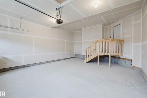 8288 Kiriak Loop, Edmonton, AB - Indoor