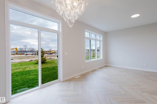 8288 Kiriak Loop, Edmonton, AB - Indoor Photo Showing Other Room