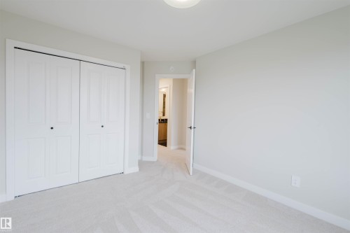 8288 Kiriak Loop, Edmonton, AB - Indoor