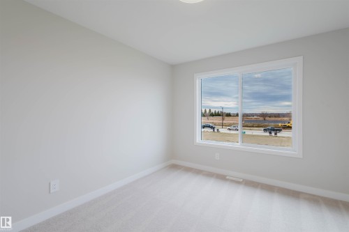 8288 Kiriak Loop, Edmonton, AB - Indoor Photo Showing Other Room
