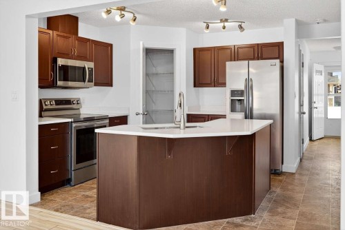 63 14208 36 Street, Edmonton, AB - Indoor Photo Showing Kitchen With Upgraded Kitchen