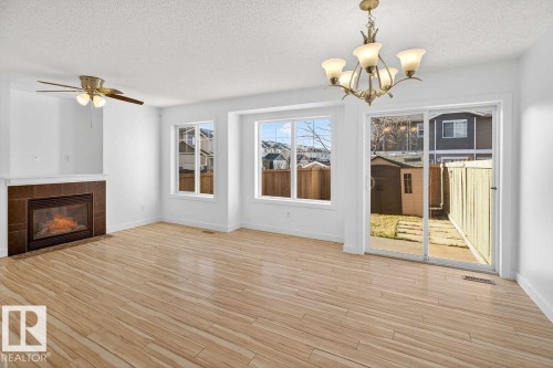 63 14208 36 Street, Edmonton, AB - Indoor With Fireplace