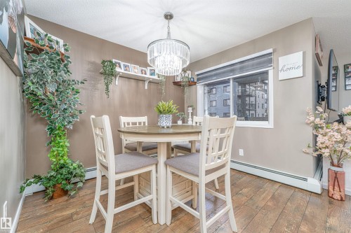 139 1180 Hyndman Road Nw, Edmonton, AB - Indoor Photo Showing Dining Room
