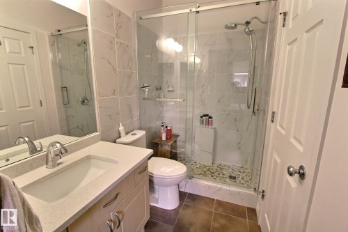 26 4821 Terwillegar Common, Edmonton, AB - Indoor Photo Showing Bathroom
