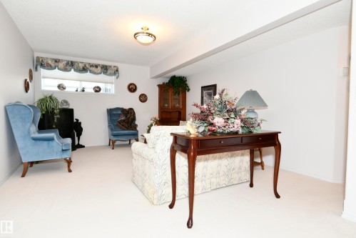 5 102 Bridgeport Crossing, Leduc, AB - Indoor Photo Showing Other Room