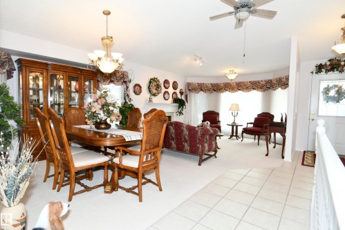 5 102 Bridgeport Crossing, Leduc, AB - Indoor Photo Showing Dining Room