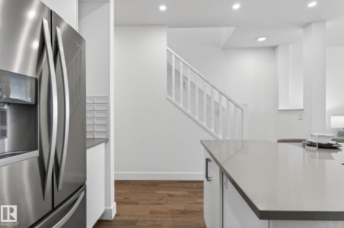 1096 Secord Promenade, Edmonton, AB - Indoor