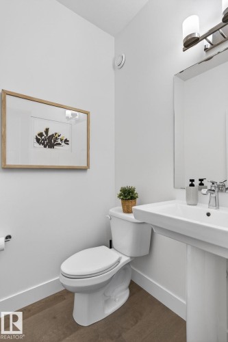 1096 Secord Promenade, Edmonton, AB - Indoor Photo Showing Bathroom
