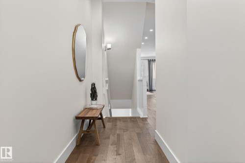 1096 Secord Promenade, Edmonton, AB - Indoor Photo Showing Other Room