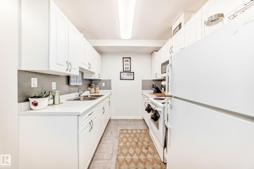 17116 108 Street, Edmonton, AB - Indoor Photo Showing Kitchen With Double Sink