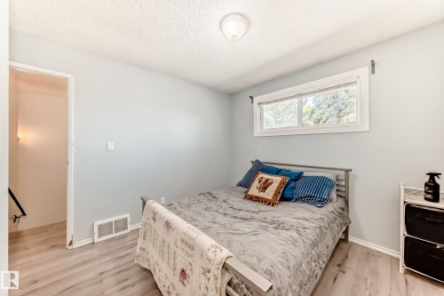 17116 108 Street, Edmonton, AB - Indoor Photo Showing Bedroom
