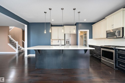 103 Rosemount Bay, Beaumont, AB - Indoor Photo Showing Kitchen With Upgraded Kitchen