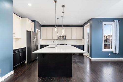 103 Rosemount Bay, Beaumont, AB - Indoor Photo Showing Kitchen With Upgraded Kitchen
