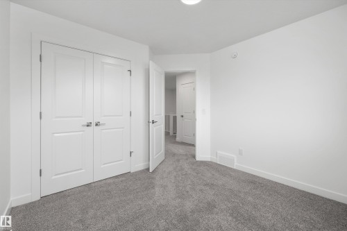 6292 180 Avenue Nw, Edmonton, AB - Indoor Photo Showing Other Room