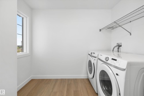 6292 180 Avenue Nw, Edmonton, AB - Indoor Photo Showing Laundry Room