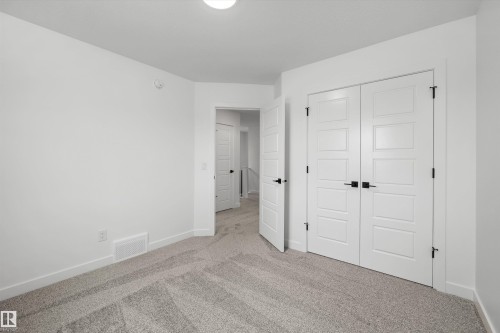 4039 207 Street, Edmonton, AB - Indoor Photo Showing Other Room