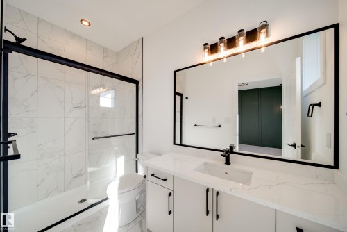 18 Blackbird Bend, Fort Saskatchewan, AB - Indoor Photo Showing Other Room