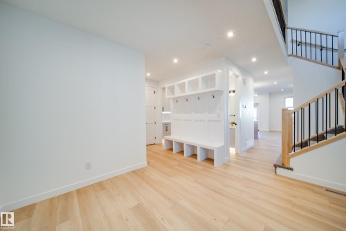 18 Blackbird Bend, Fort Saskatchewan, AB - Indoor Photo Showing Other Room