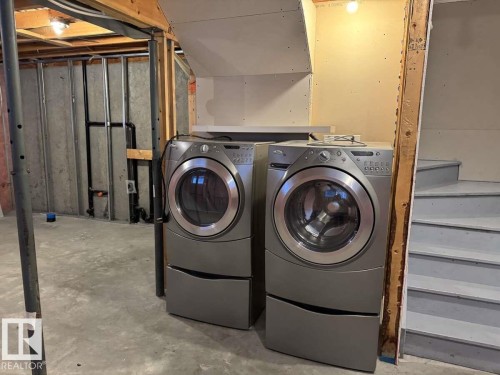 23 Vernon, Spruce Grove, AB - Indoor Photo Showing Laundry Room