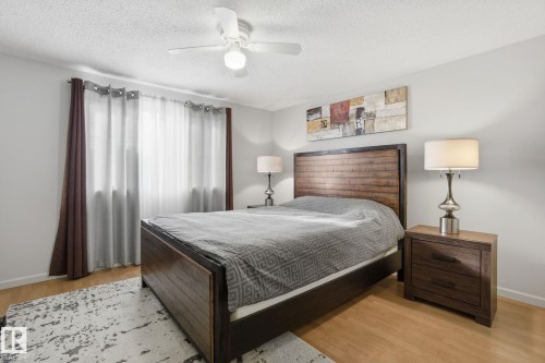 17923 77 Avenue, Edmonton, AB - Indoor Photo Showing Bedroom