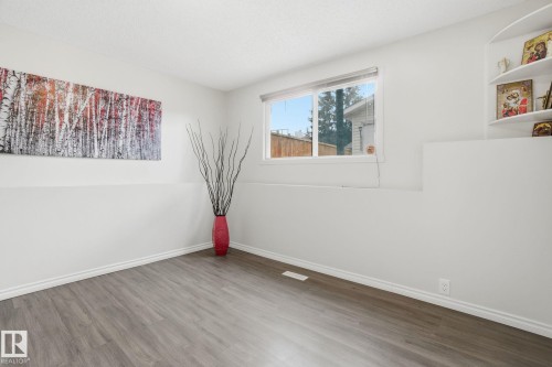 17923 77 Avenue, Edmonton, AB - Indoor Photo Showing Other Room