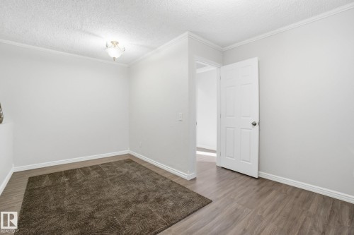 17923 77 Avenue, Edmonton, AB - Indoor Photo Showing Other Room