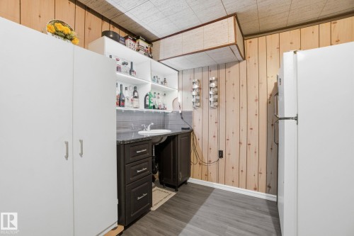 17923 77 Avenue, Edmonton, AB - Indoor