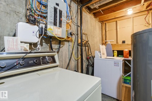 17923 77 Avenue, Edmonton, AB - Indoor Photo Showing Laundry Room
