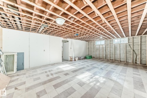 View of basement - 8639 64 Avenue Nw, Edmonton, AB - Indoor Photo Showing Other Room