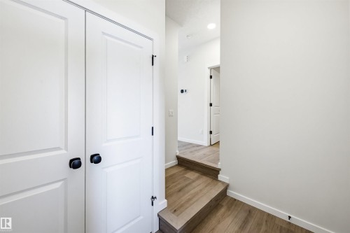 17351 3 Street, Edmonton, AB - Indoor Photo Showing Other Room