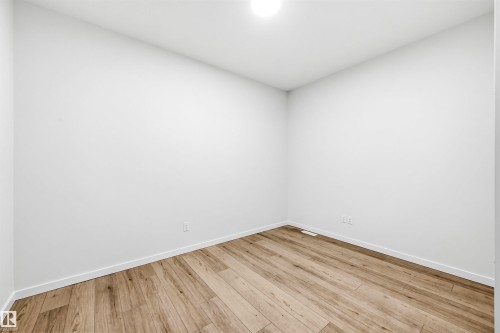 17351 3 Street, Edmonton, AB - Indoor Photo Showing Other Room