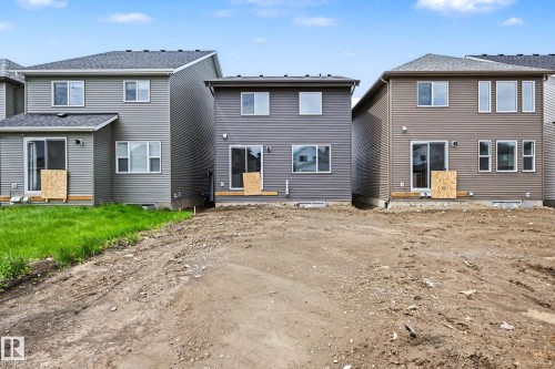 17351 3 Street, Edmonton, AB 