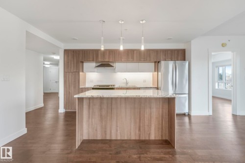 601 9720 106 Street, Edmonton, AB - Indoor Photo Showing Kitchen