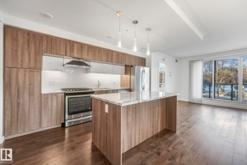 601 9720 106 Street, Edmonton, AB - Indoor Photo Showing Kitchen With Upgraded Kitchen