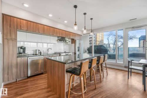 601 9720 106 Street, Edmonton, AB - Indoor Photo Showing Kitchen With Upgraded Kitchen