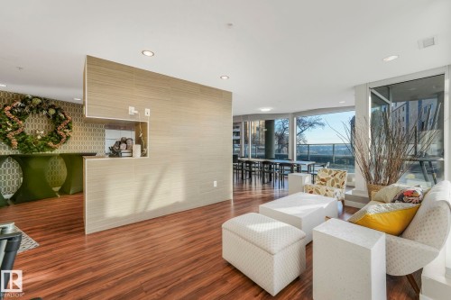 601 9720 106 Street, Edmonton, AB - Indoor Photo Showing Living Room