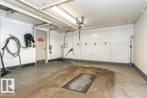 601 9720 106 Street, Edmonton, AB - Indoor Photo Showing Garage