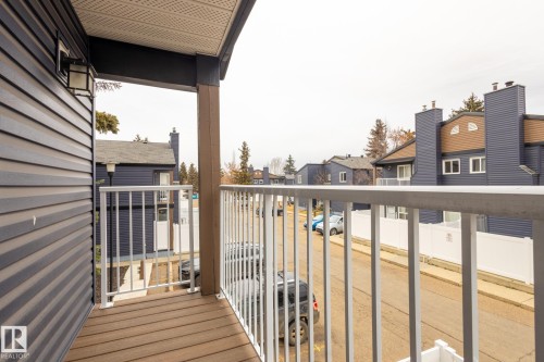 Balcony featuring a residential view - 3530 42 Street, Edmonton, AB - Outdoor With Balcony With Exterior