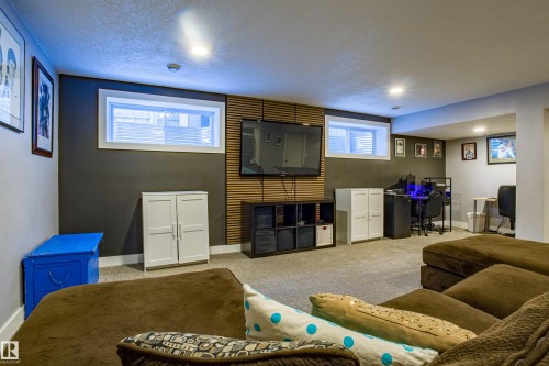 28 Hilldowns Drive, Spruce Grove, AB - Indoor