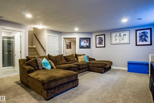 28 Hilldowns Drive, Spruce Grove, AB - Indoor