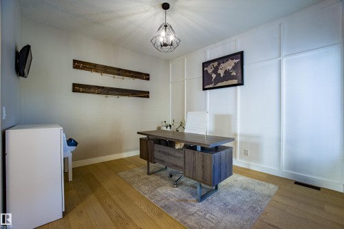 28 Hilldowns Drive, Spruce Grove, AB - Indoor Photo Showing Other Room