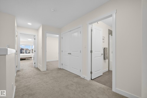 100 Meadowlink Common, Spruce Grove, AB - Indoor Photo Showing Other Room