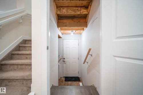 100 Meadowlink Common, Spruce Grove, AB - Indoor Photo Showing Other Room