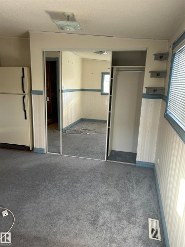 11243 125 Street, Edmonton, AB - Indoor Photo Showing Other Room